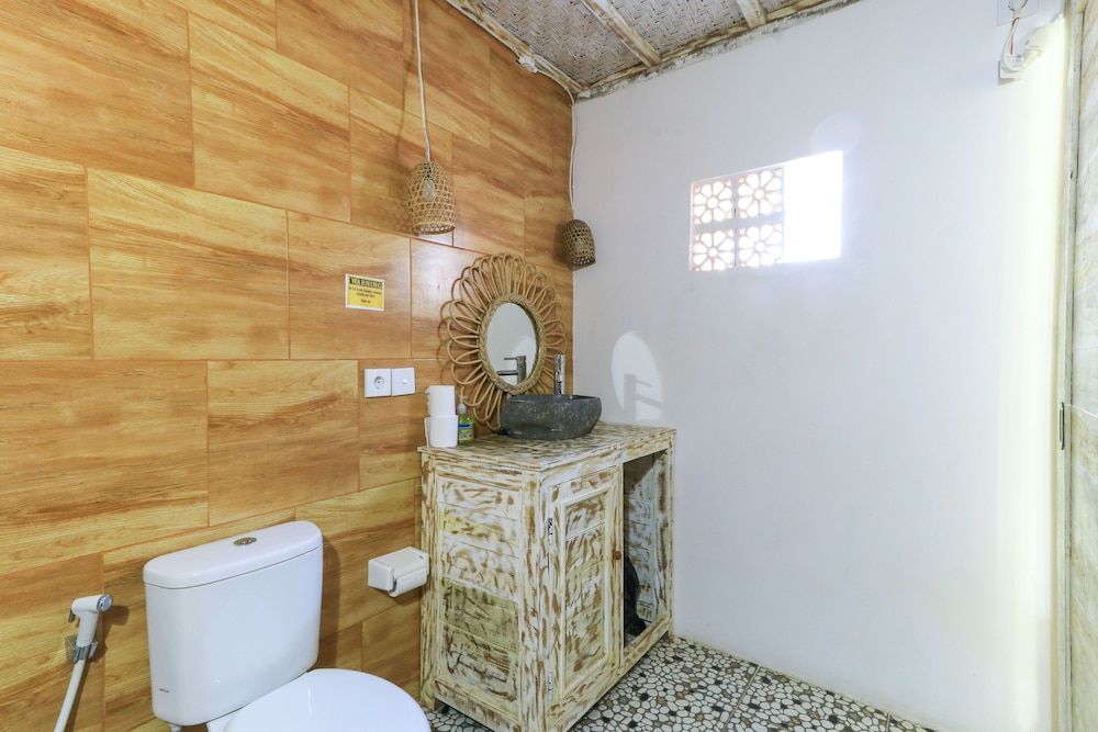 Angels Bungalow Nusa Penida Deluxe Double Room 11
