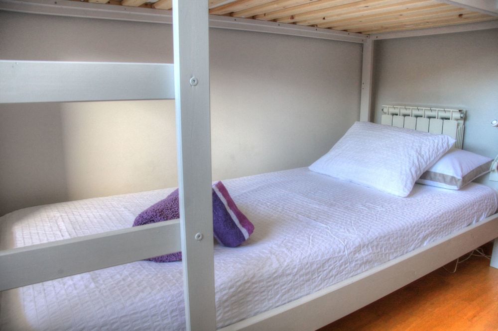 undefined Suitur Barcelona  Olympic 7