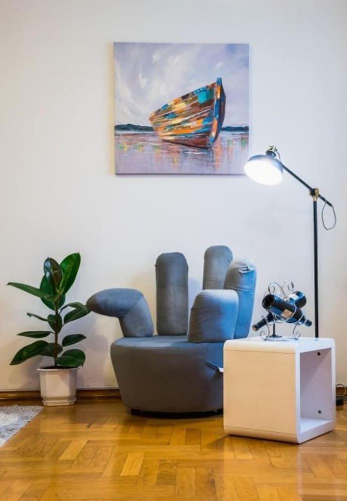 undefined Meri Jarun - Near Lake - A1