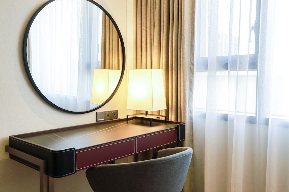 The May Hotel Business Twin 4