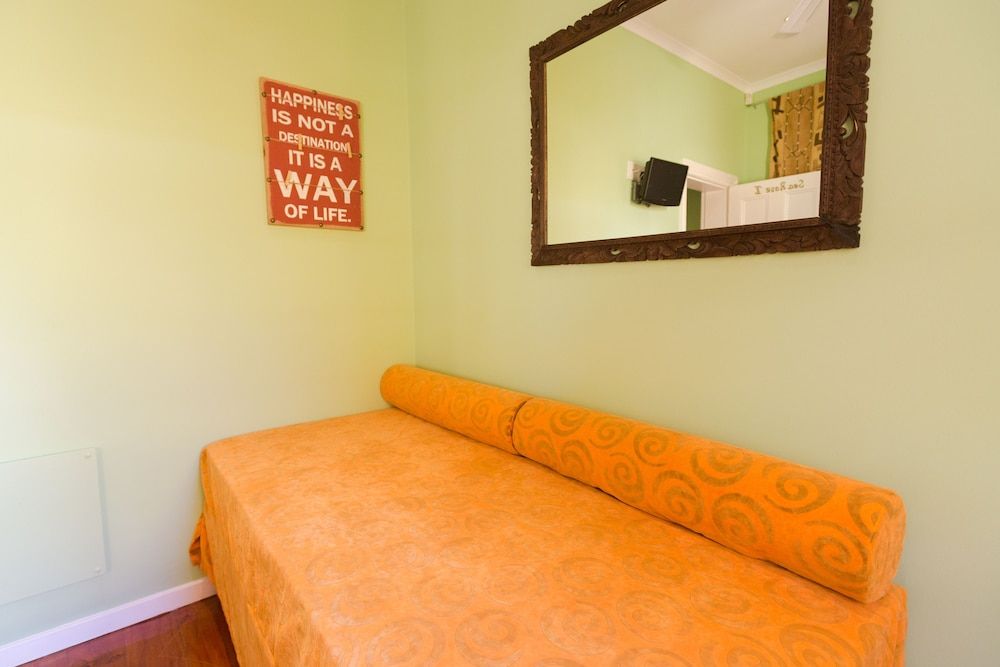 Sweetest Apartments Deluxe Apartment, 2 Bedrooms, Kitchen, Ground Floor 4