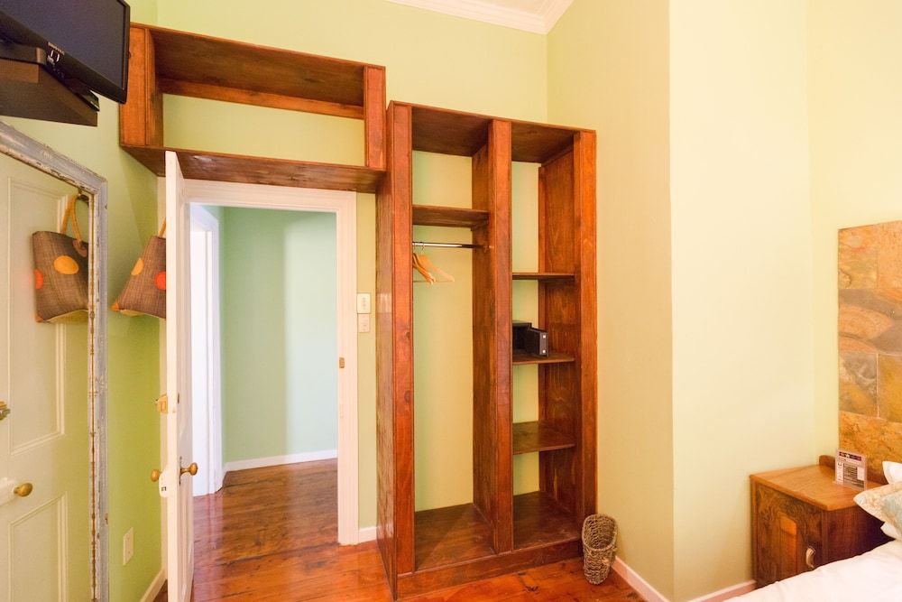 Sweetest Apartments Deluxe Apartment, 2 Bedrooms, Kitchen, Ground Floor 9