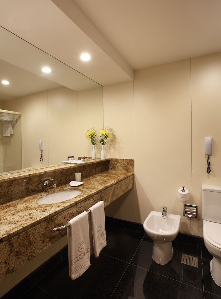 undefined Windsor Copa Hotel 8