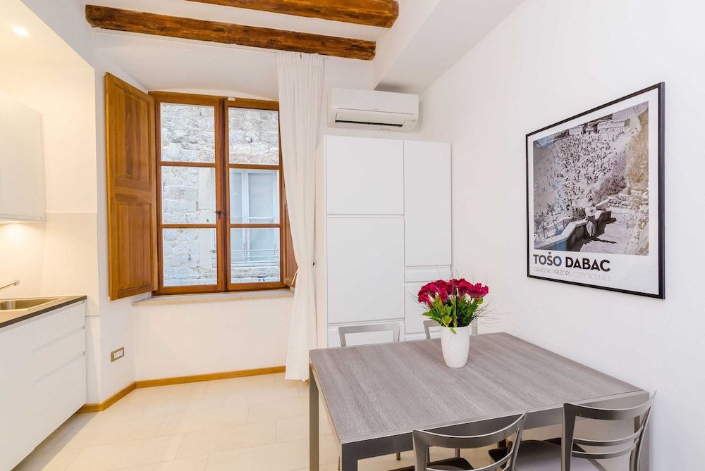 Zelenci Apartments Apartment (One-Bedroom Apartment with City View ) 3