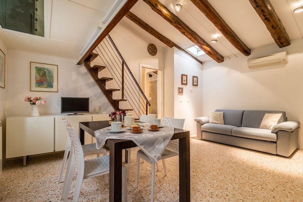 Corderie de la Tana Biennale Exhibition Apartment, 1 Bedroom 10