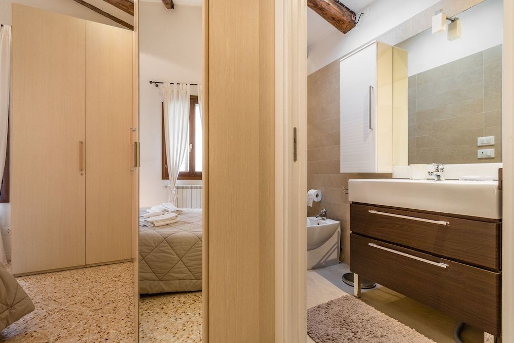 Corderie de la Tana Biennale Exhibition Apartment, 1 Bedroom 16