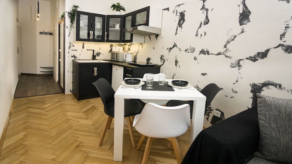 undefined Black & White Apartment by Wenceslas Sq. 6