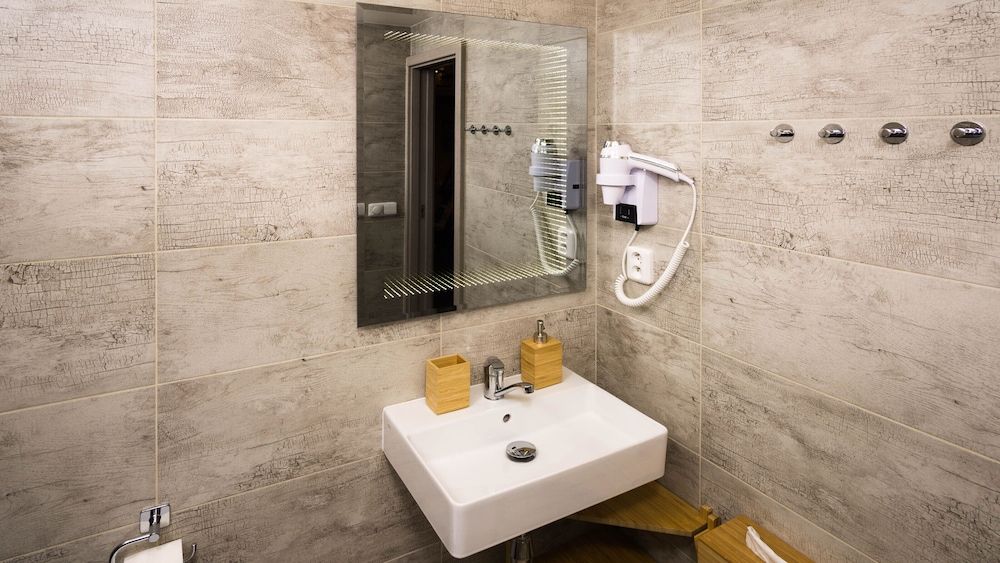 Flying Bed Apartment close to Castle Classic Studio, City View 10