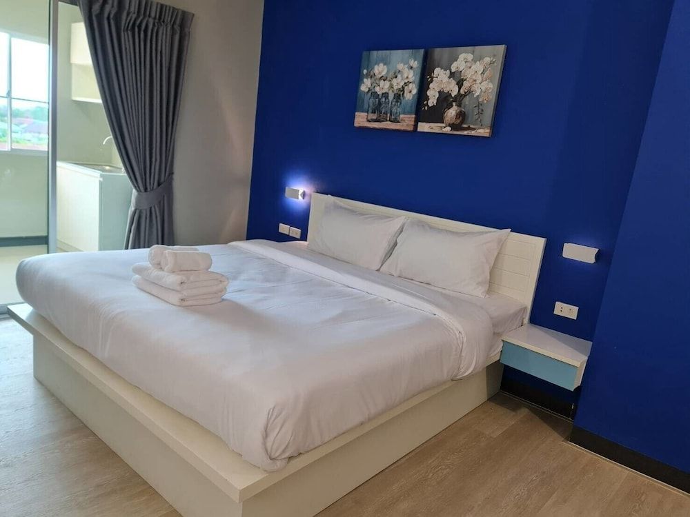 Fullroom 77 Srinakarin Family Suite, Connecting Rooms 2