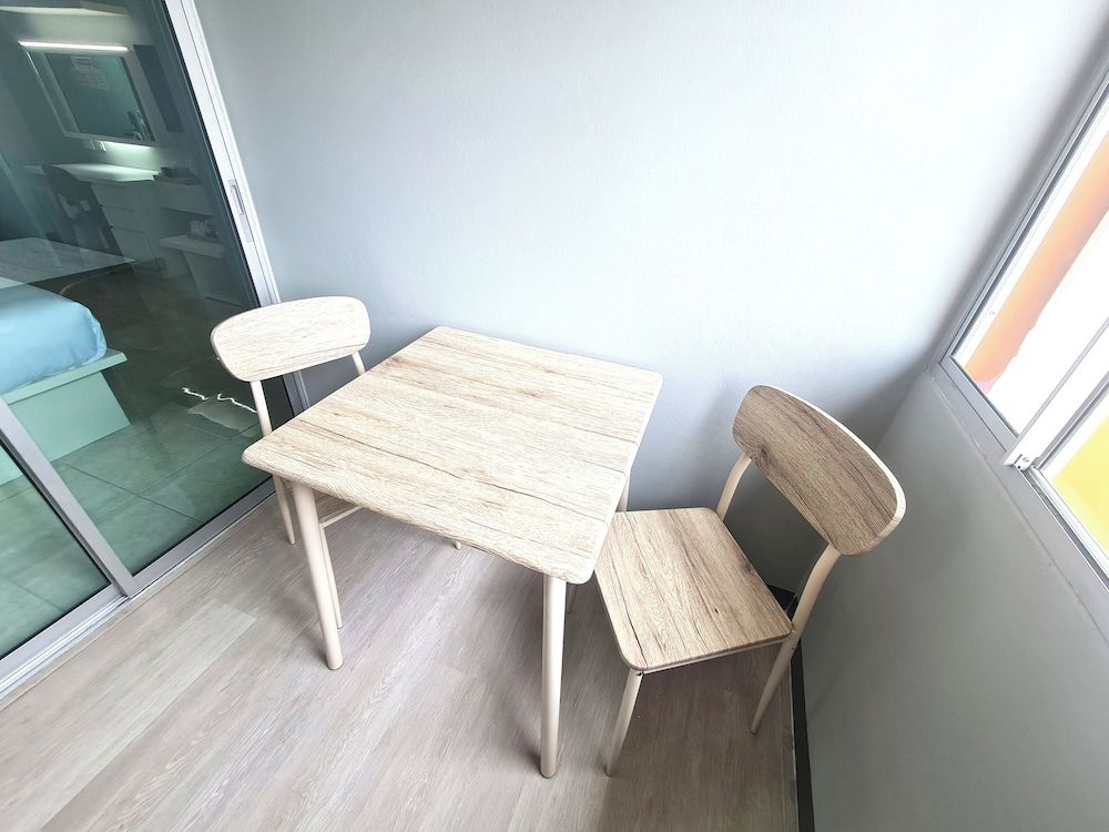 Fullroom 77 Srinakarin Comfort Triple Room 6