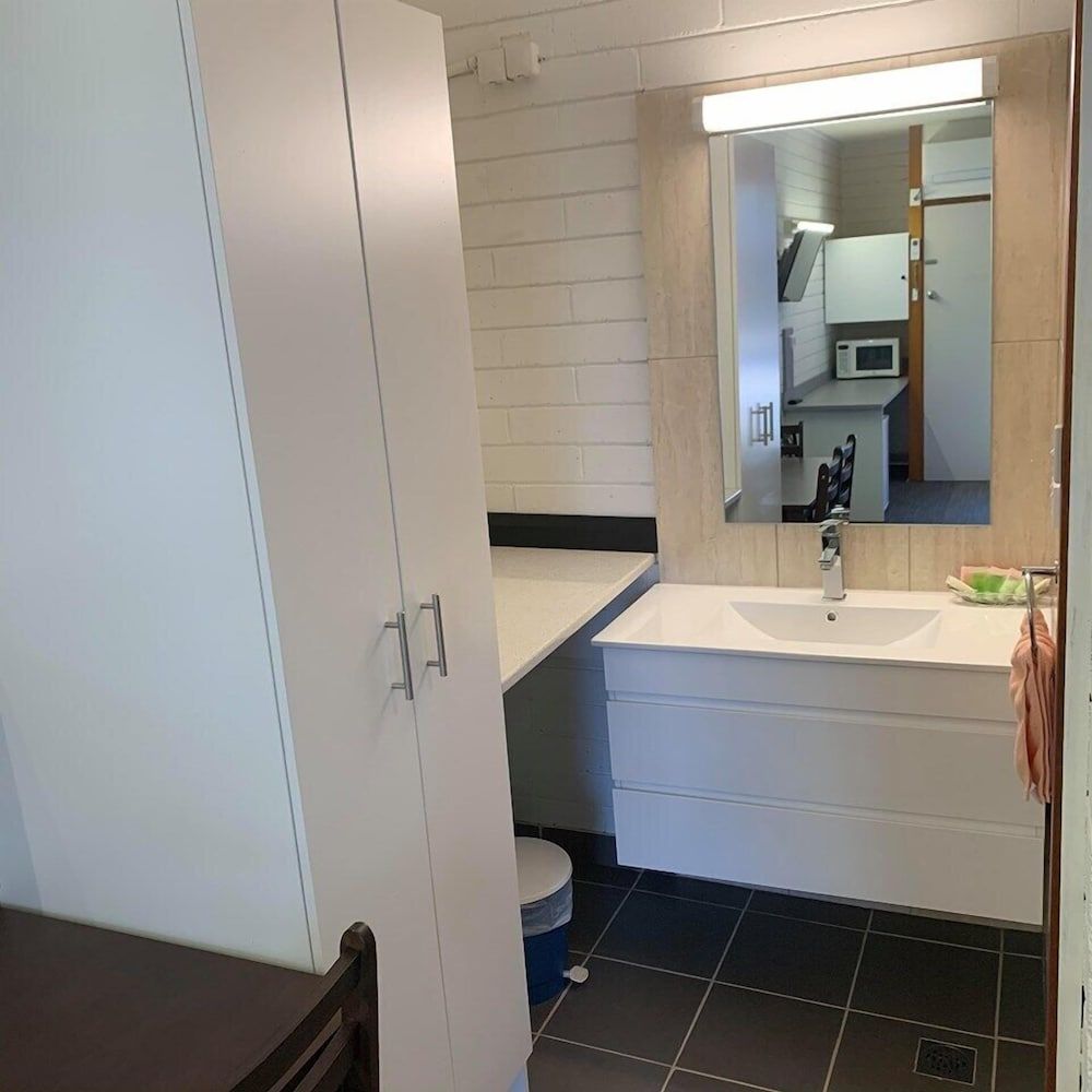 Finley Motel Family Room 5