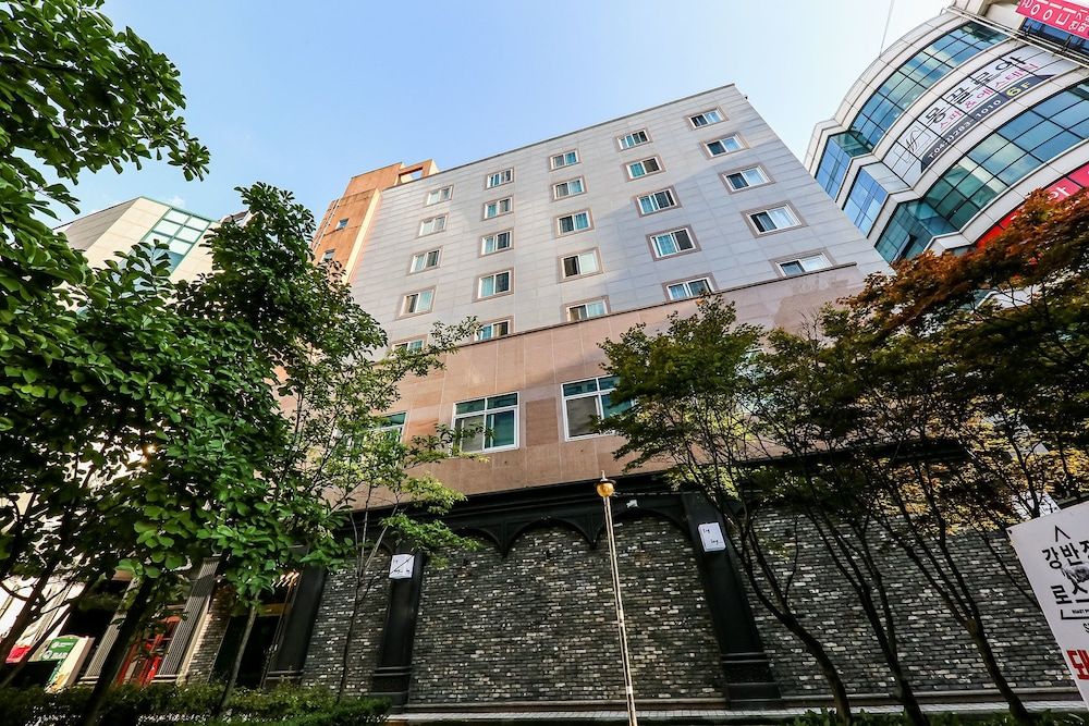 undefined ING Hotel 2