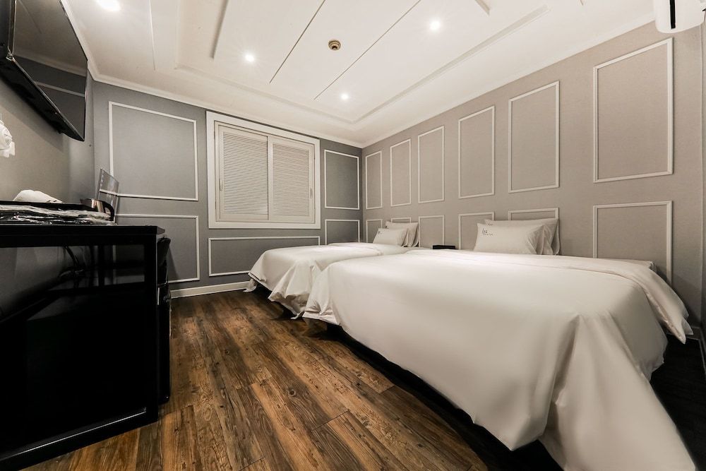 undefined ING Hotel 6