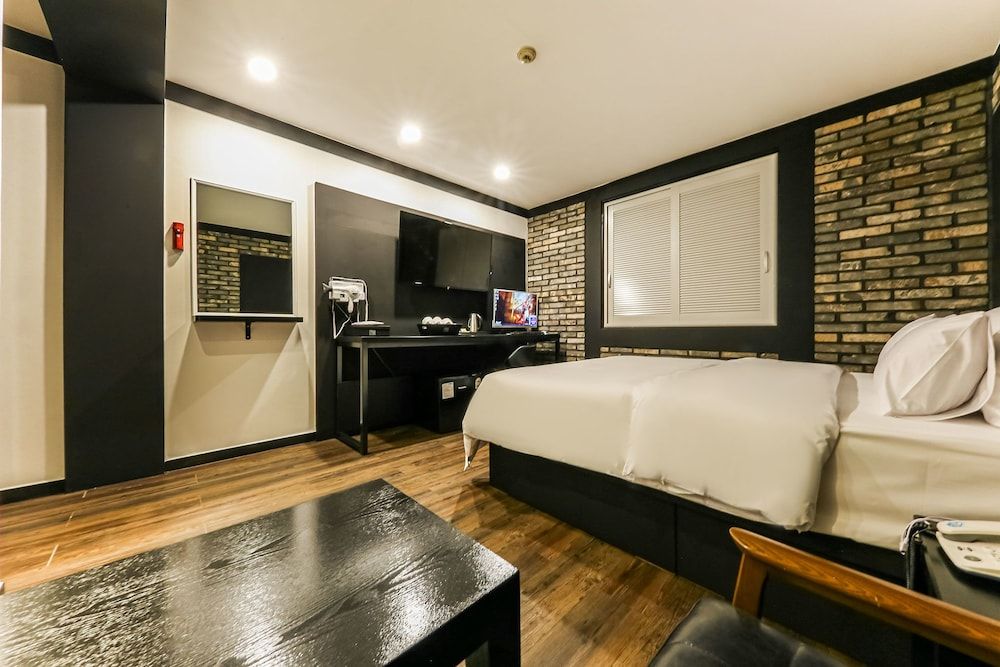 undefined ING Hotel 7