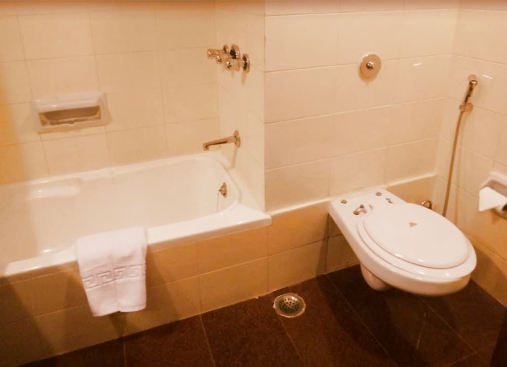 Clarks Khajuraho Deluxe Room 3