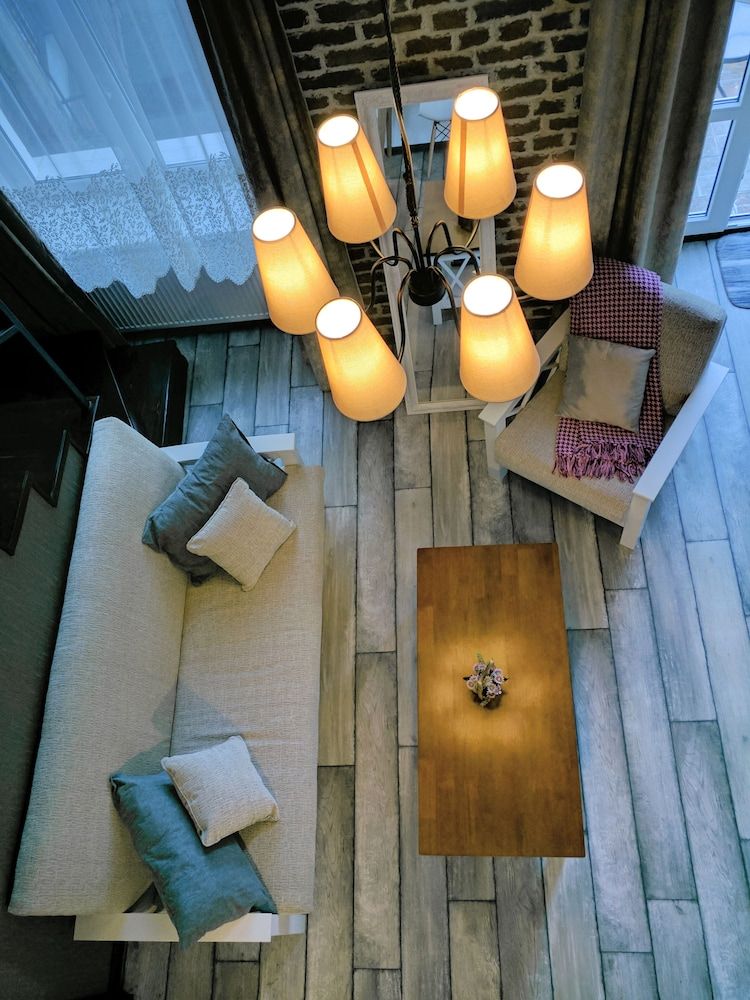 Cozy Studios on Freedom Square Luxury Studio, Kitchen, Courtyard View 47