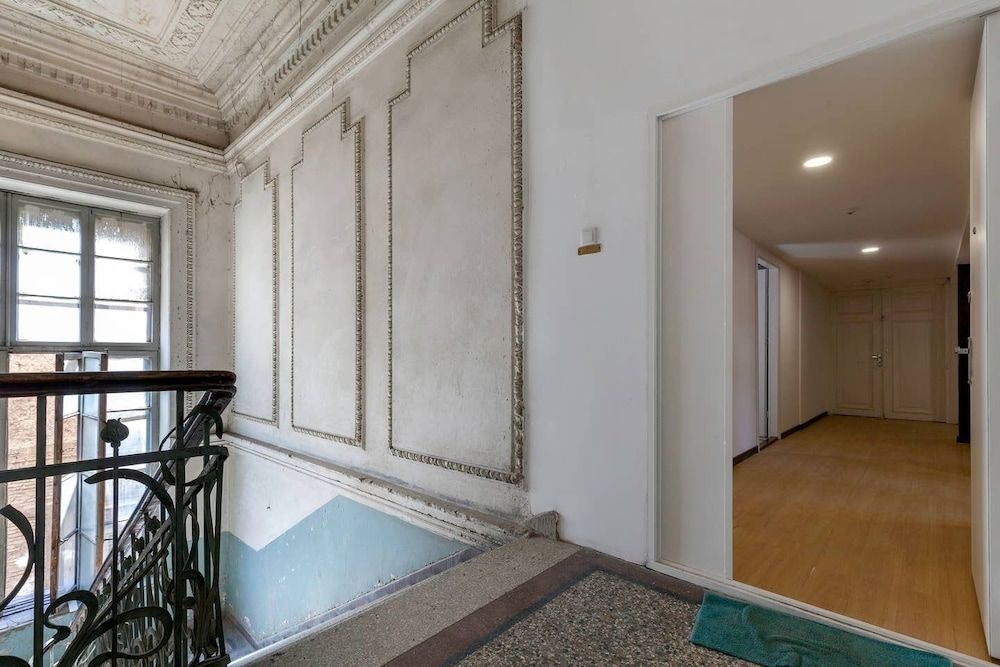 Cozy Studios on Freedom Square Luxury Studio, Kitchen, Courtyard View 23