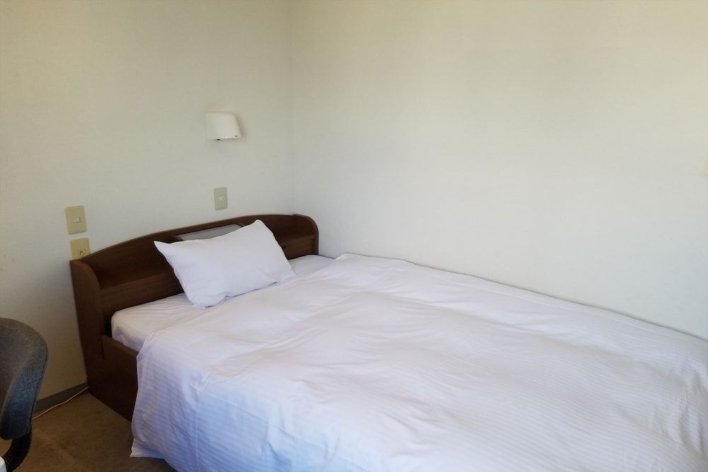 Deluxe Single Room, Smoking