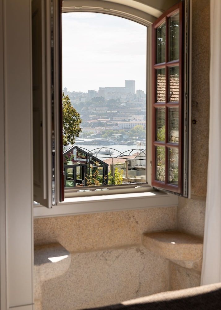 undefined CASA CAMÉLIA 8