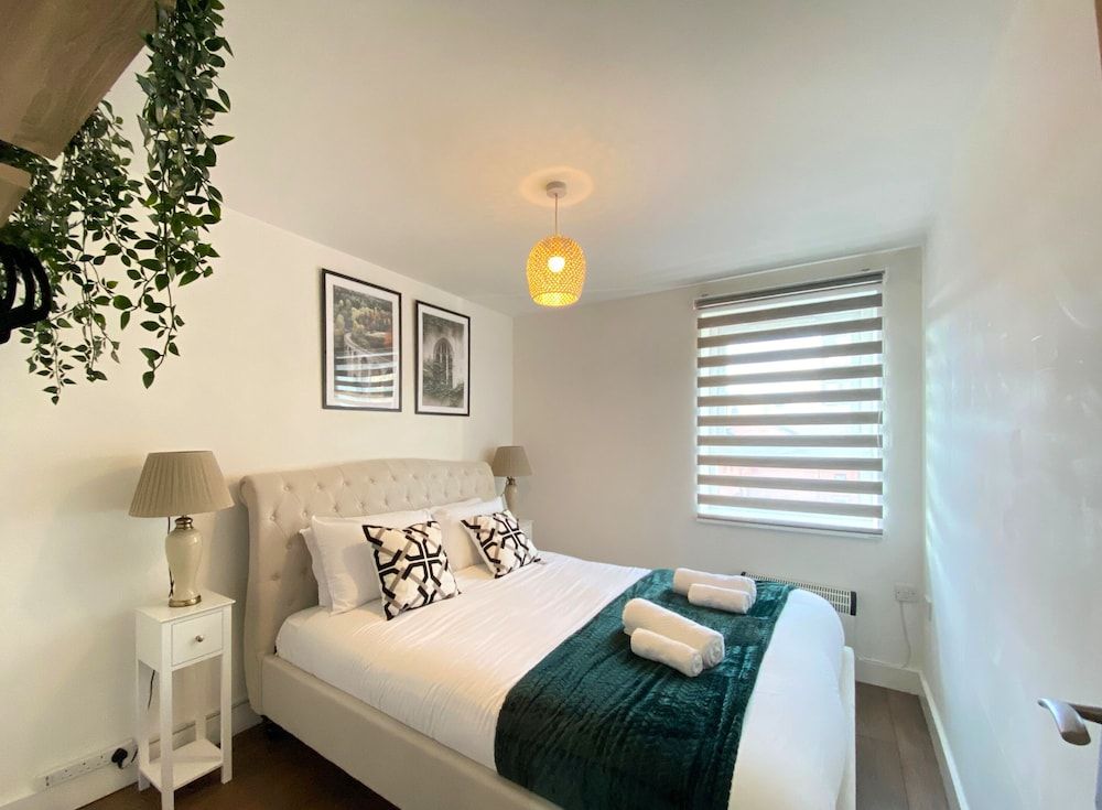 undefined Manchester Apartments by Bevolve - City Centre 3