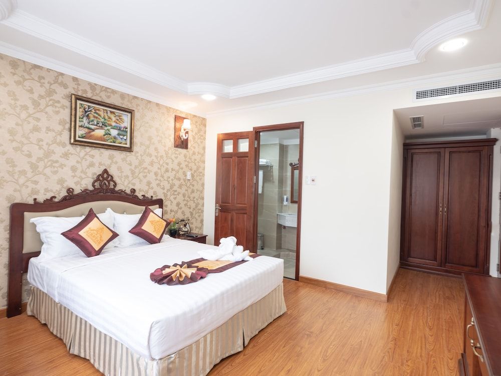Suite, Non Smoking, Garden View