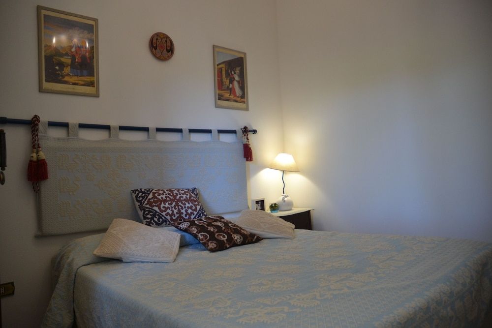 Family Quadruple Room, 2 Bedrooms, Private Bathroom, Garden View