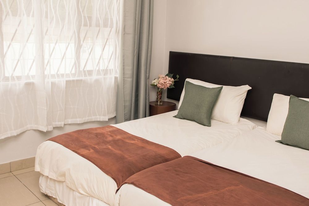 Mauya Guesthouse Basic Single Room, 1 Queen Bed 3
