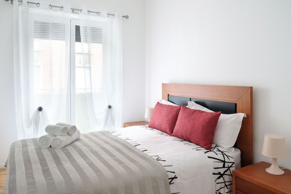 undefined 27 92 Campolide Apartment