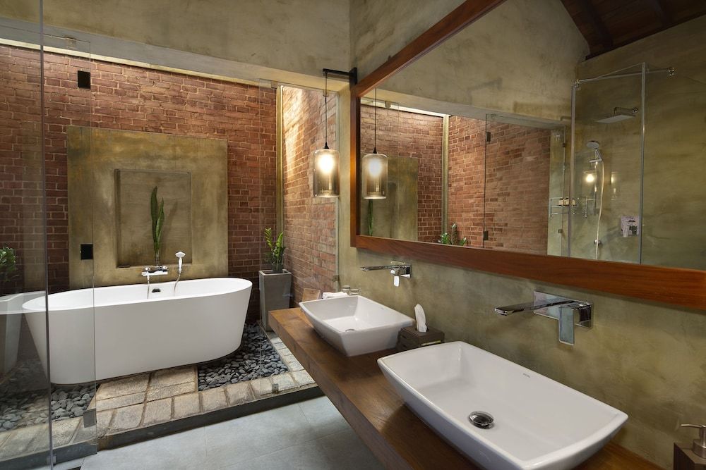 Ayana Sea Deluxe Villa, 1 King Bed, Bathtub 2