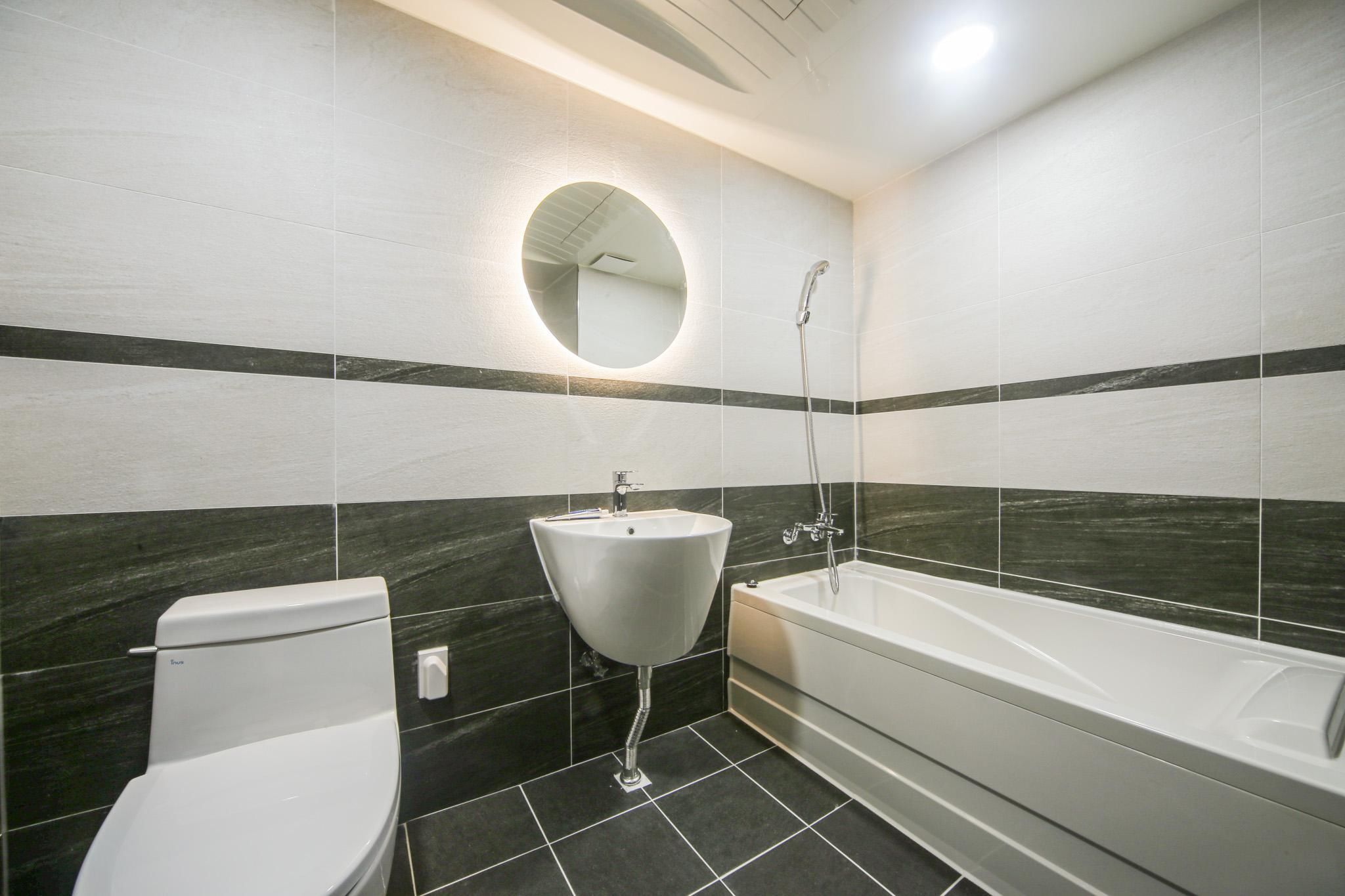 Business Twin Room - Check-In : 4:00PM - Mon To Fri, 7:00PM - Sat To Sun