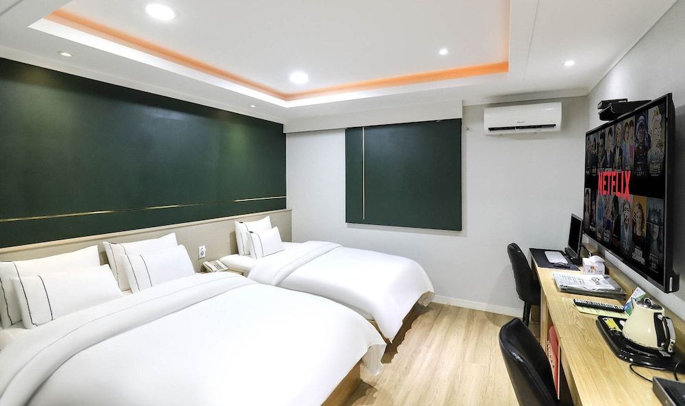 undefined Hotel Primo 3