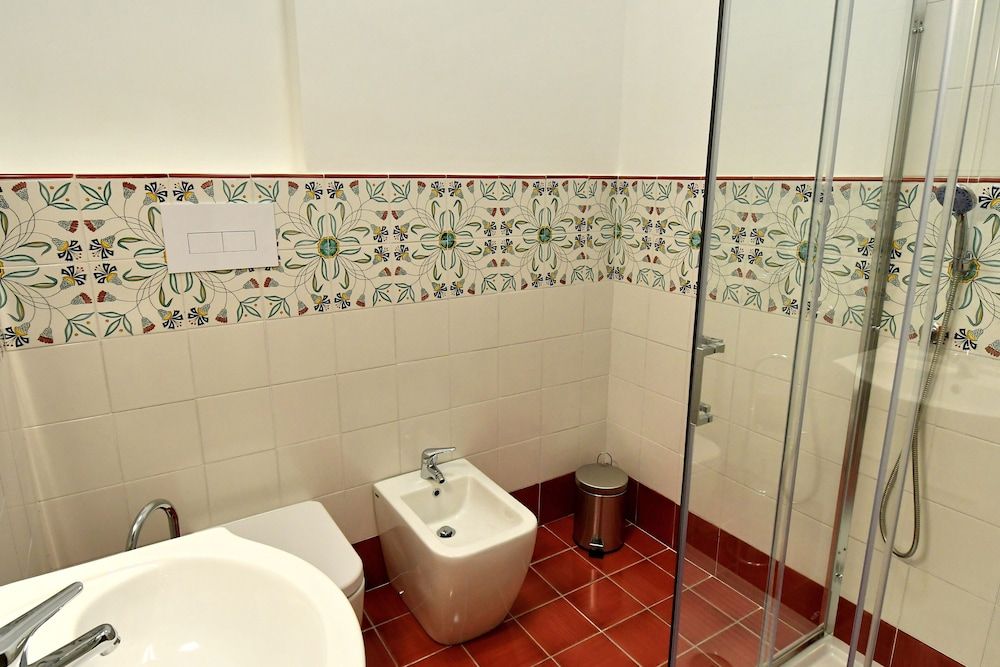 Double Room (Paestum)