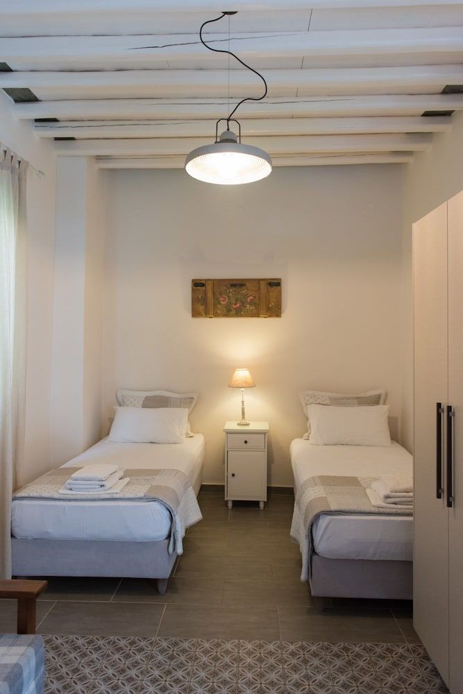 Standard Double or Twin Room (Levantes)