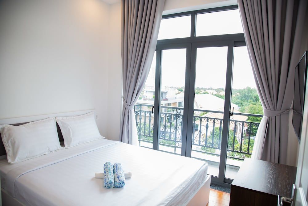 undefined Melow Riverview Apartment 5