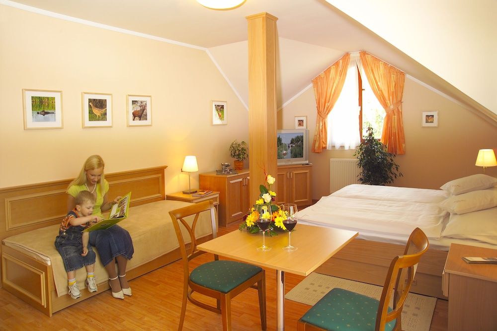 Vadászkürt szálláshely Sopron (ra)