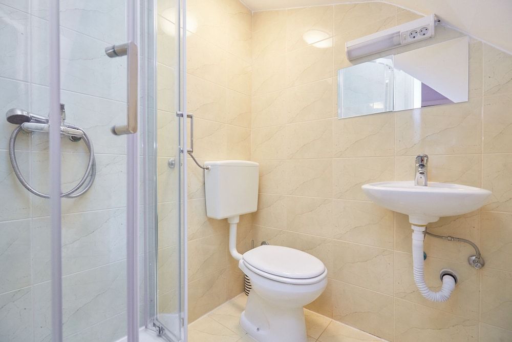 Astor Studio 1 City Studio Suite (0 Bedroom) 7