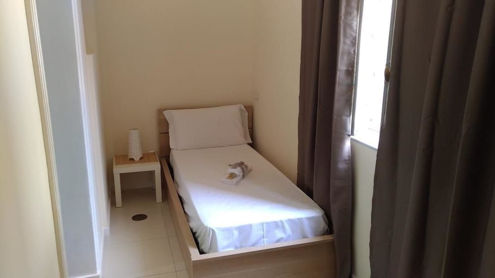 B&B Numero 5 Executive Quadruple Room, Multiple Beds, Non Smoking, Ground Floor 3