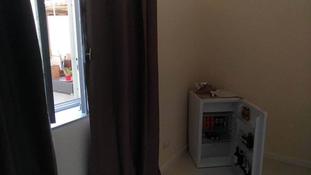 B&B Numero 5 Executive Quadruple Room, Multiple Beds, Non Smoking, Ground Floor 10