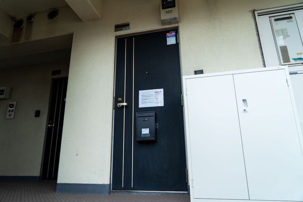 undefined Primavera Kamata 303 3