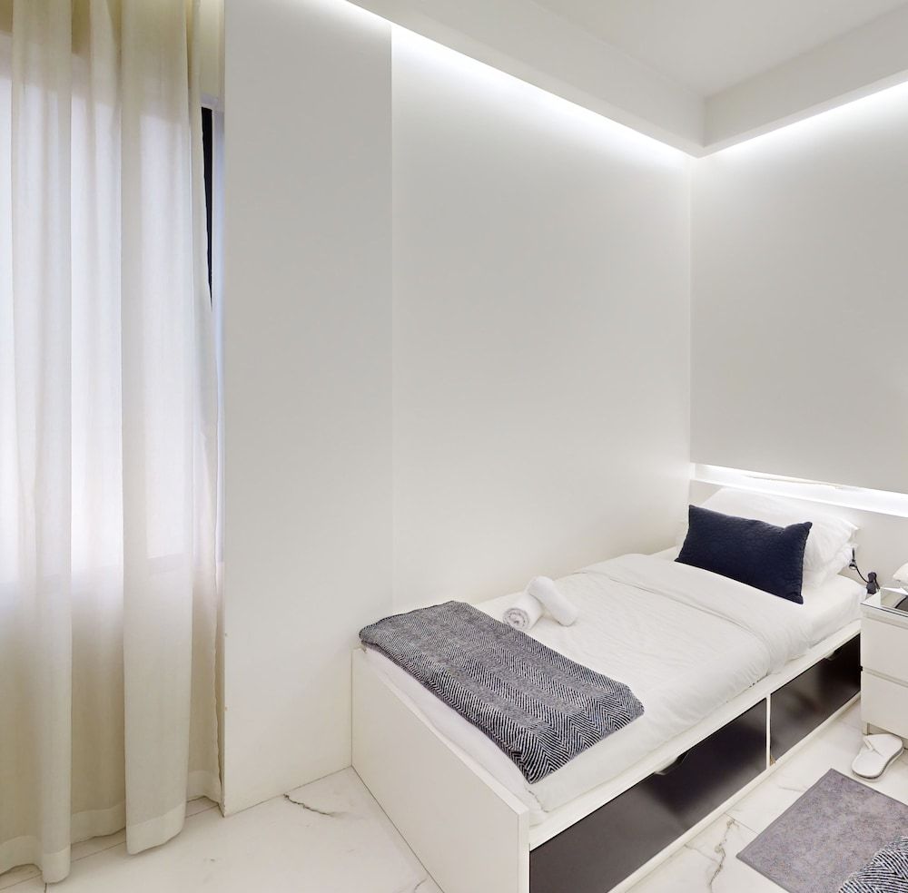 undefined RB 466 Hotel 2