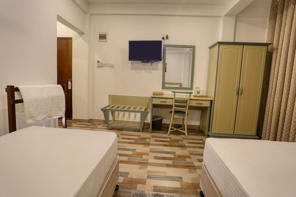 Shamaz Galle Deluxe Double Room 6