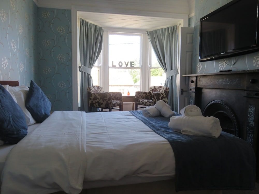 The Queens Arms Hotel Classic Double Room, Ensuite (room 2 king)