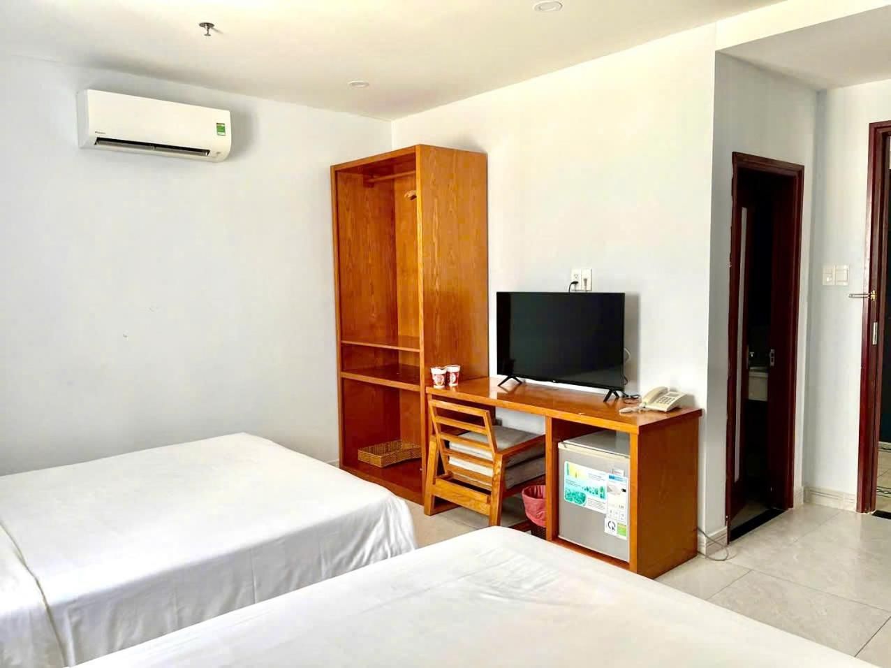 undefined Stellar Hotel 2