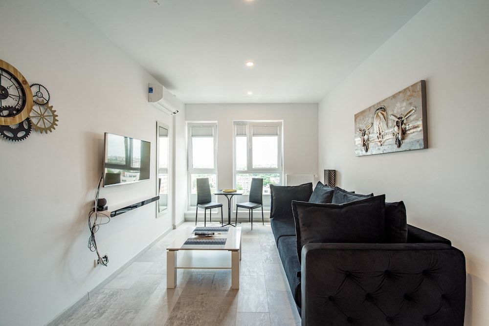 undefined Cozy Penthousestudio Cityview W12 10