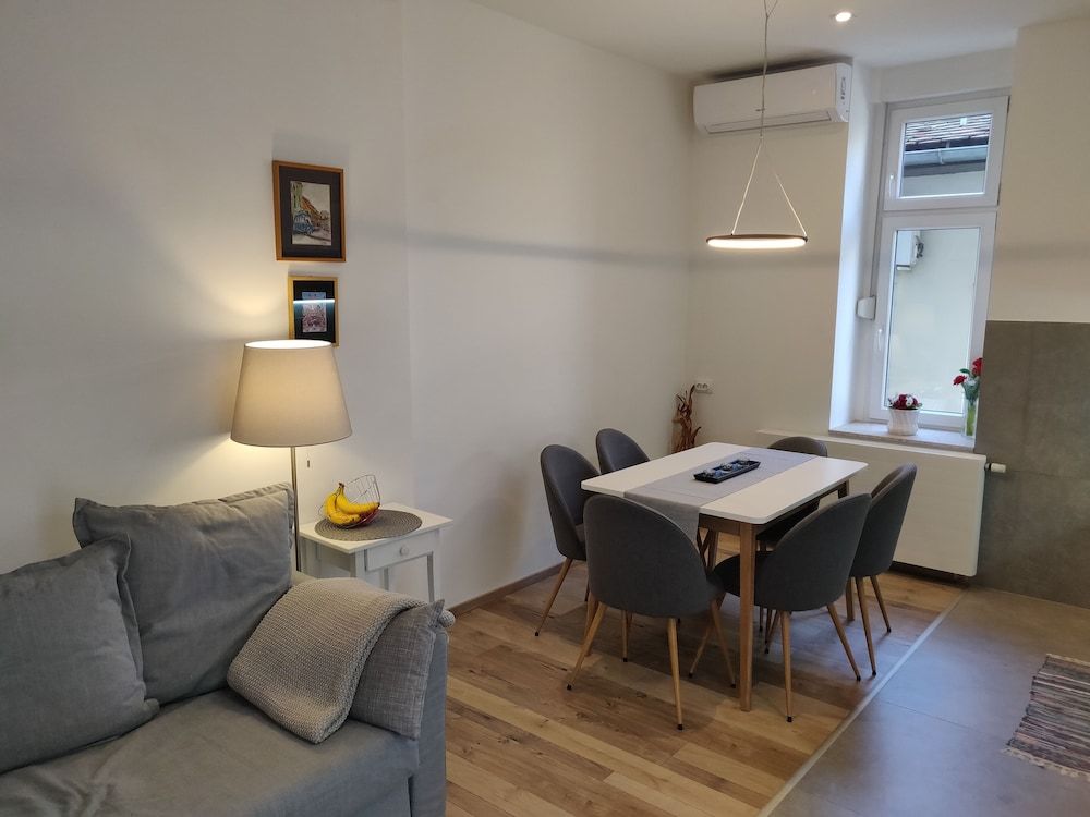 undefined Luxury Spa Apartment 3