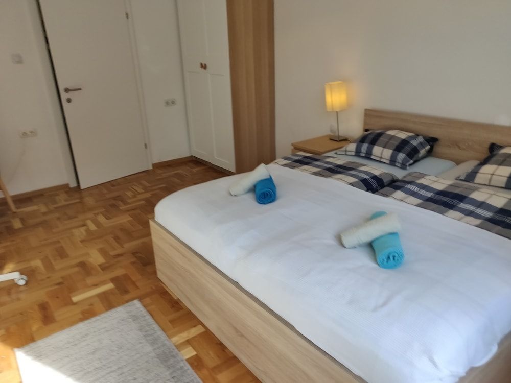 undefined Luxury Spa Apartment 6