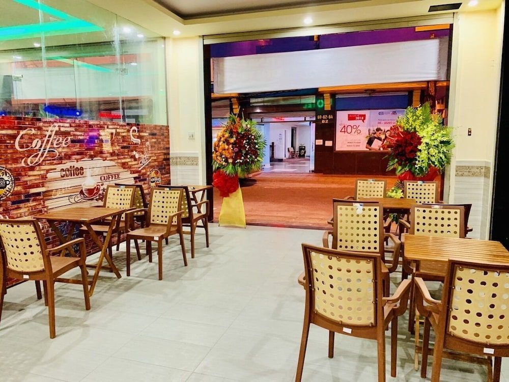 Coffee Shop