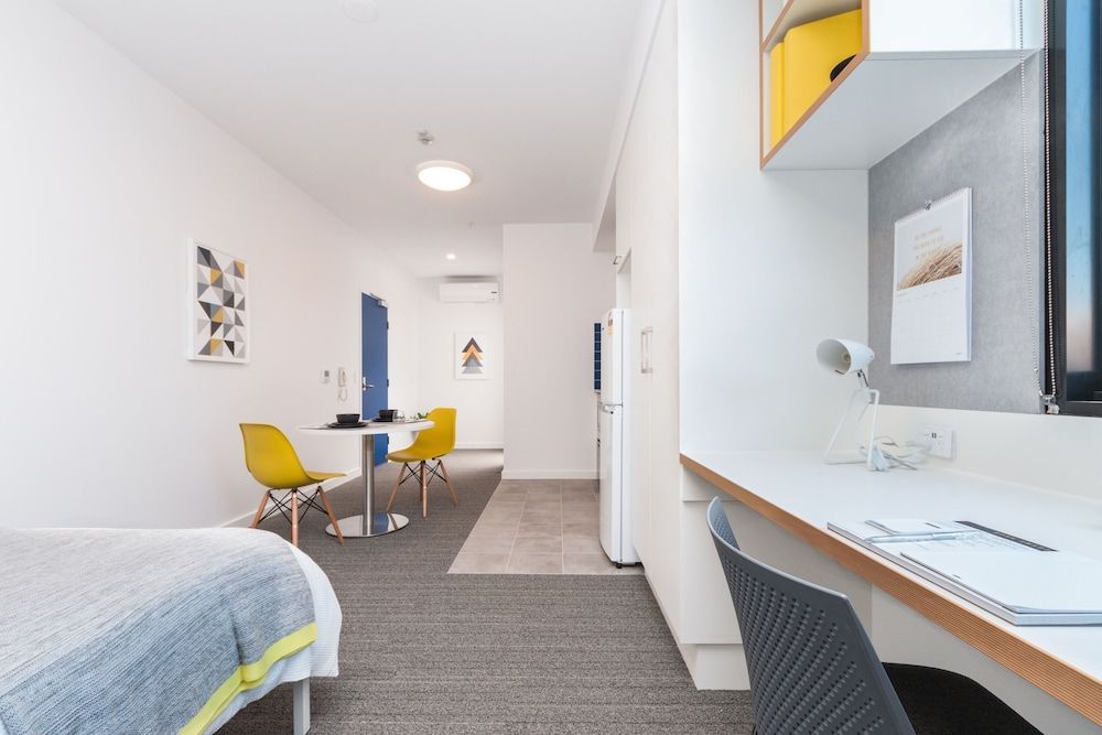 Superior Studio, 1 Double Bed, Private Bathroom