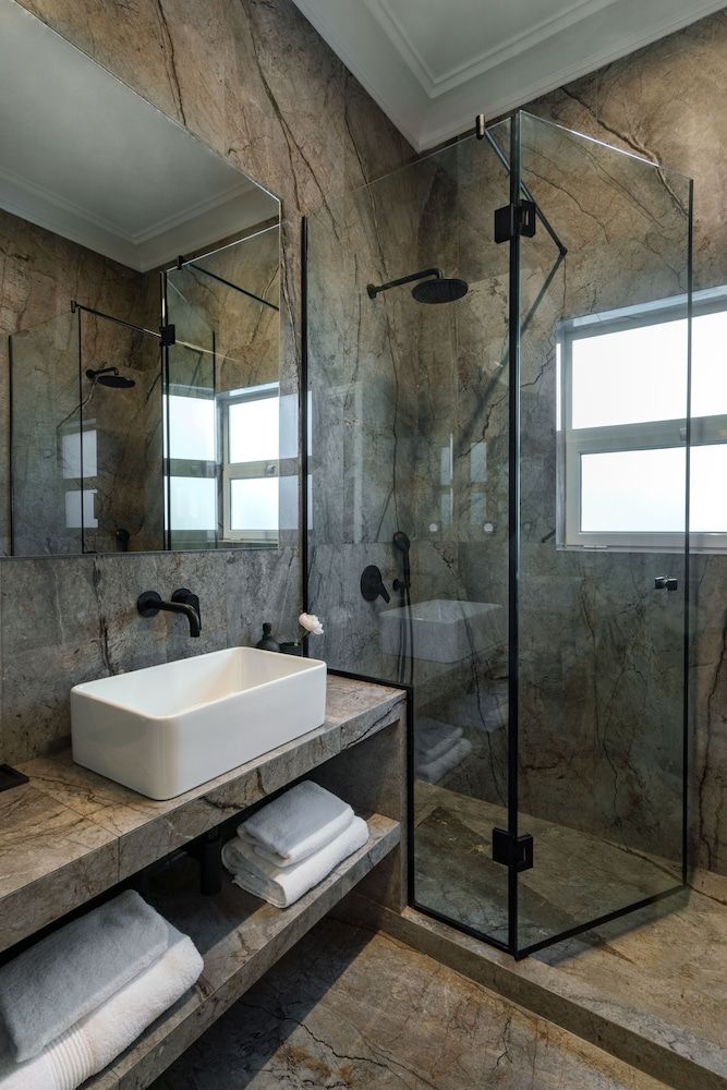 Athens Flair Signature Suite with Lycabettus View 4