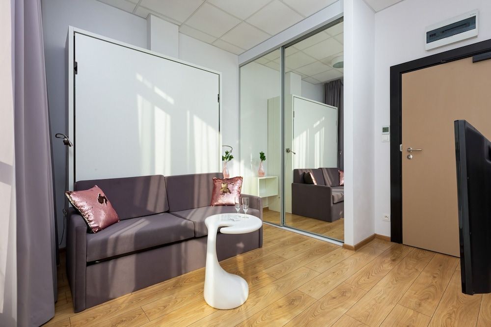 undefined Apartment Aleje Jerozolimskie by Renters 10